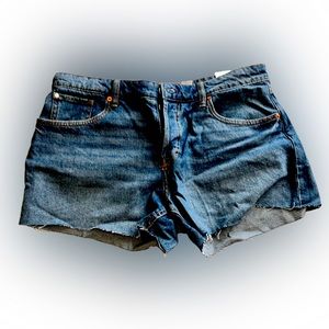 Women’s cut off jean shorts 6 38